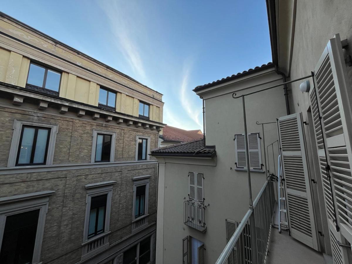Zenhouse - Nel Cuore Del Centro Storico Di Torino Exterior foto